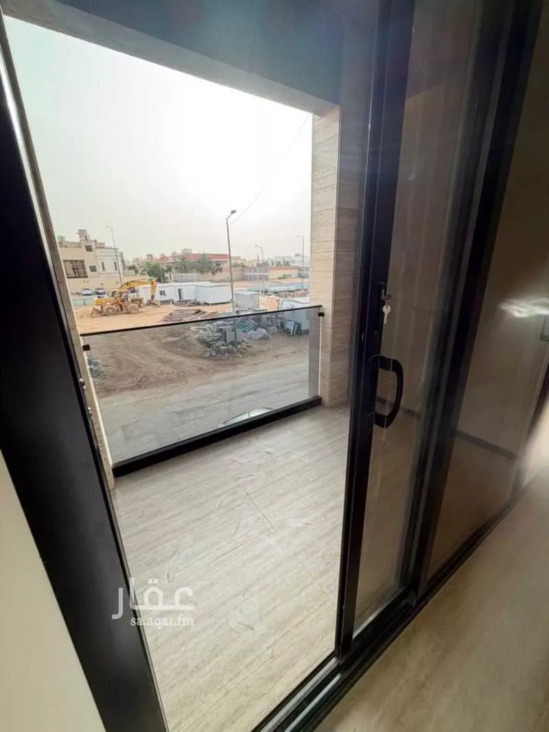 دور 4 غرف في الملك عبدالله 13