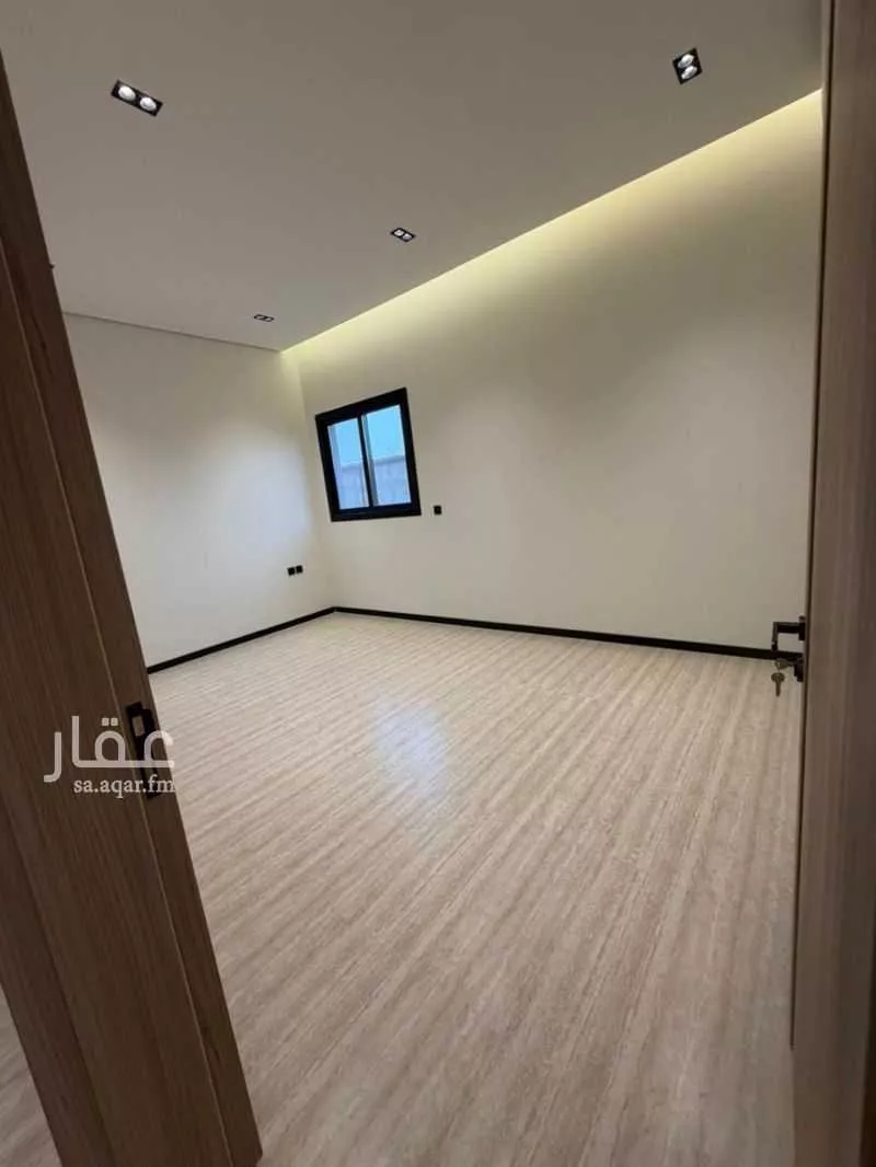 دور 4 غرف في الملك عبدالله 23