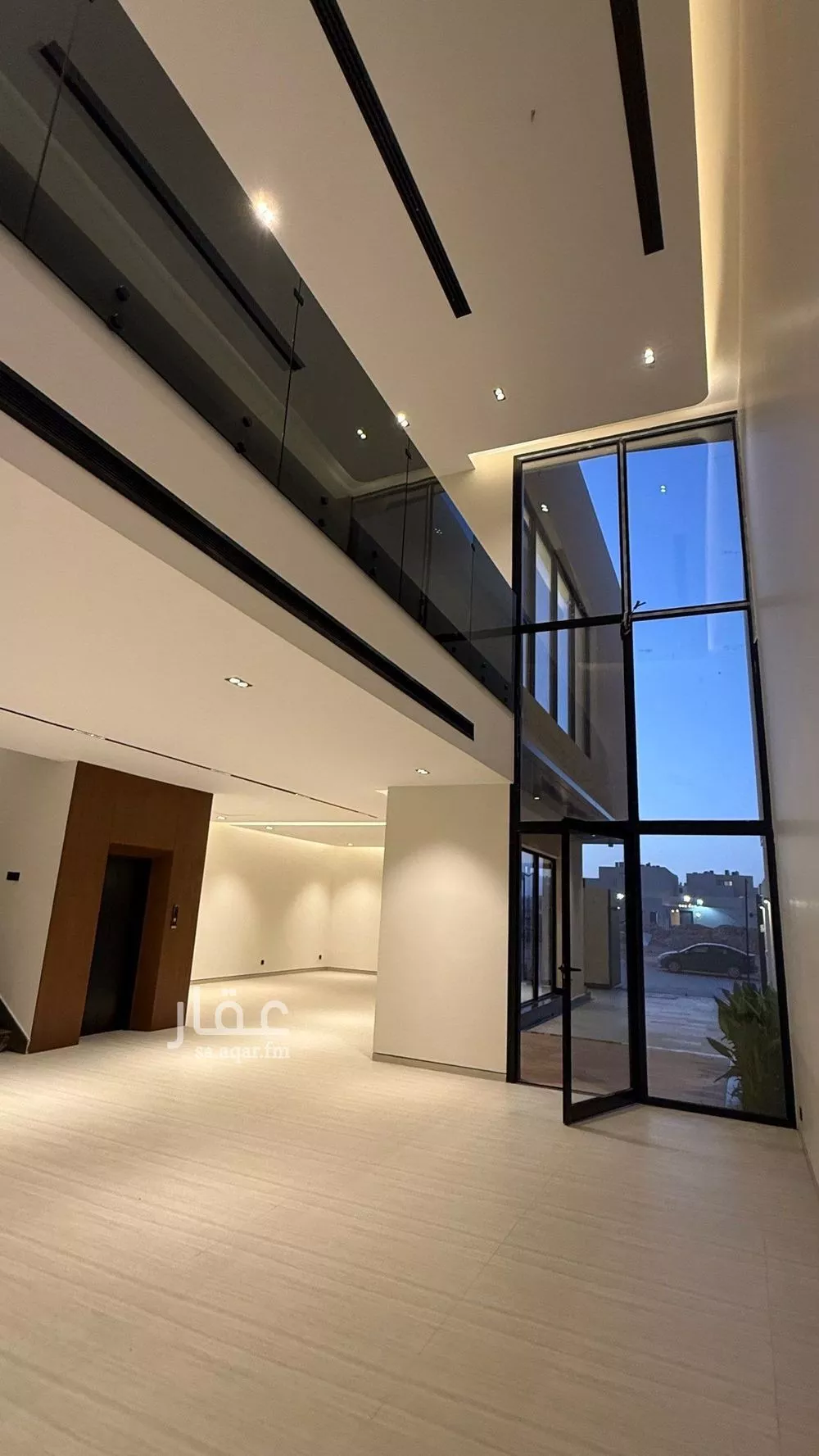 فيلا 5 غرف في العارض 2