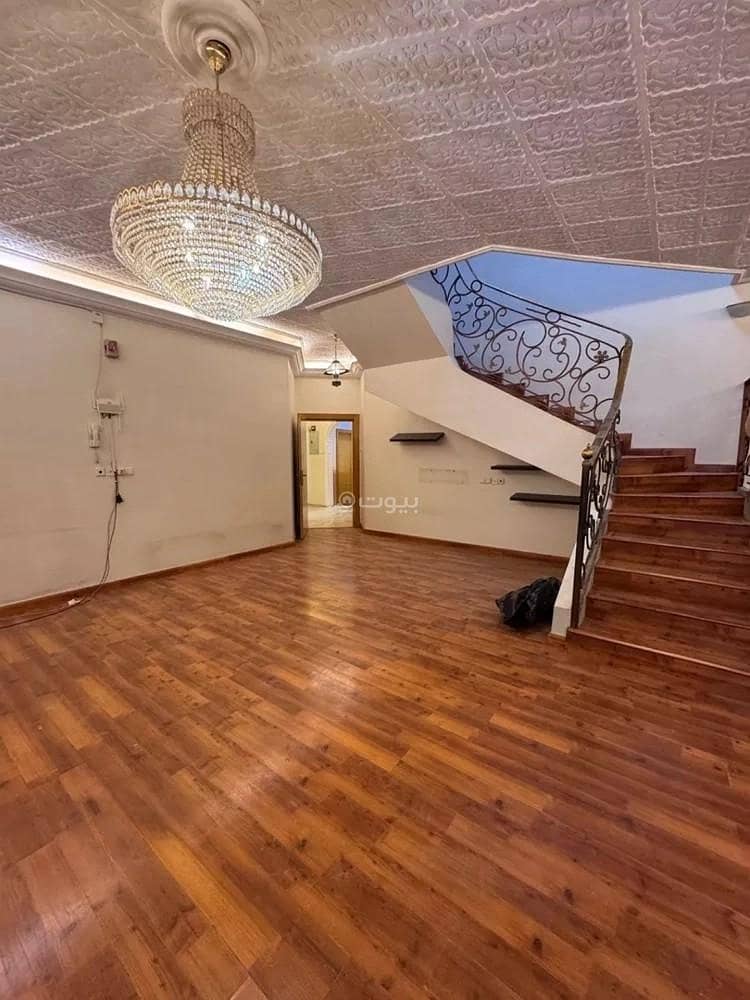 4 bedroom villa in Shubra, Riyadh 7