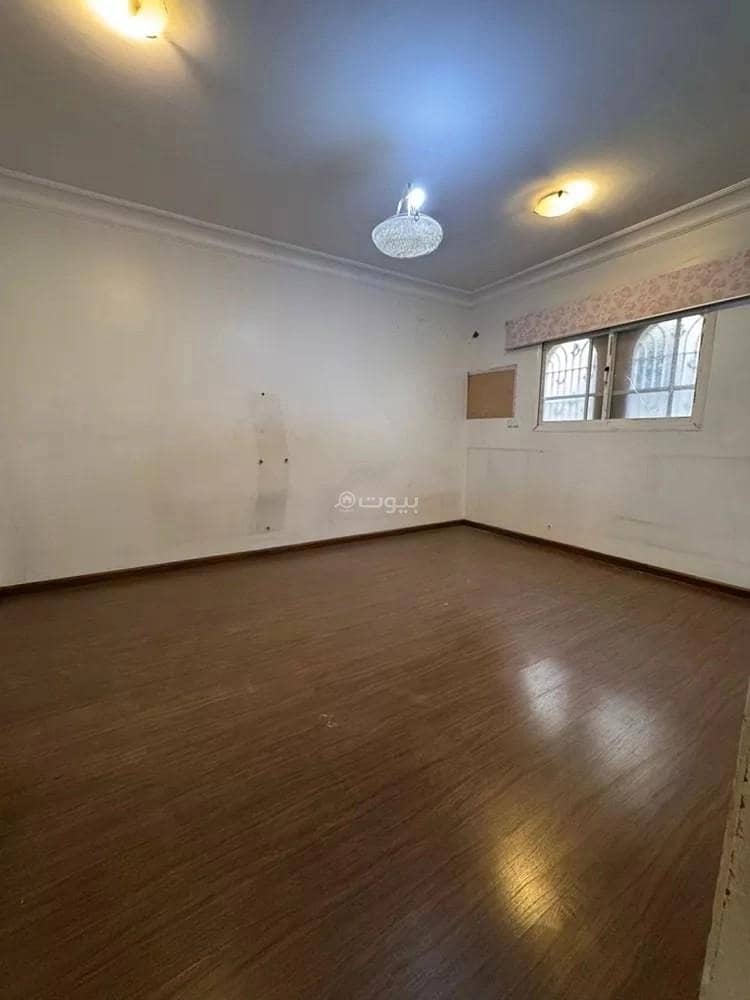 4 bedroom villa in Shubra, Riyadh 11