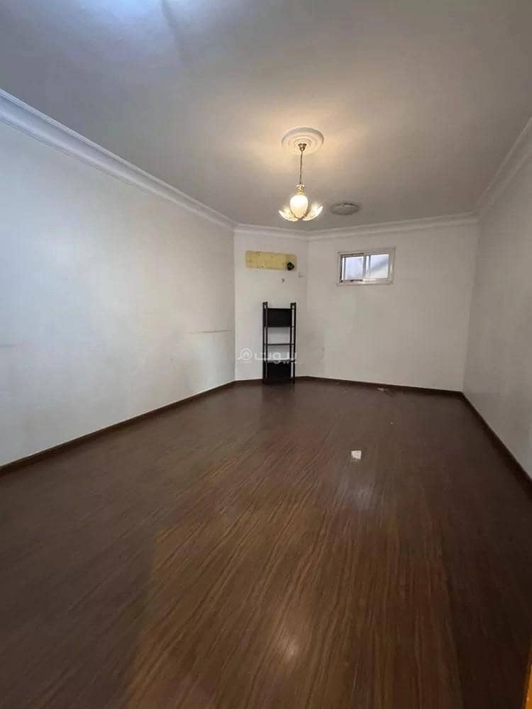 4 bedroom villa in Shubra, Riyadh 13