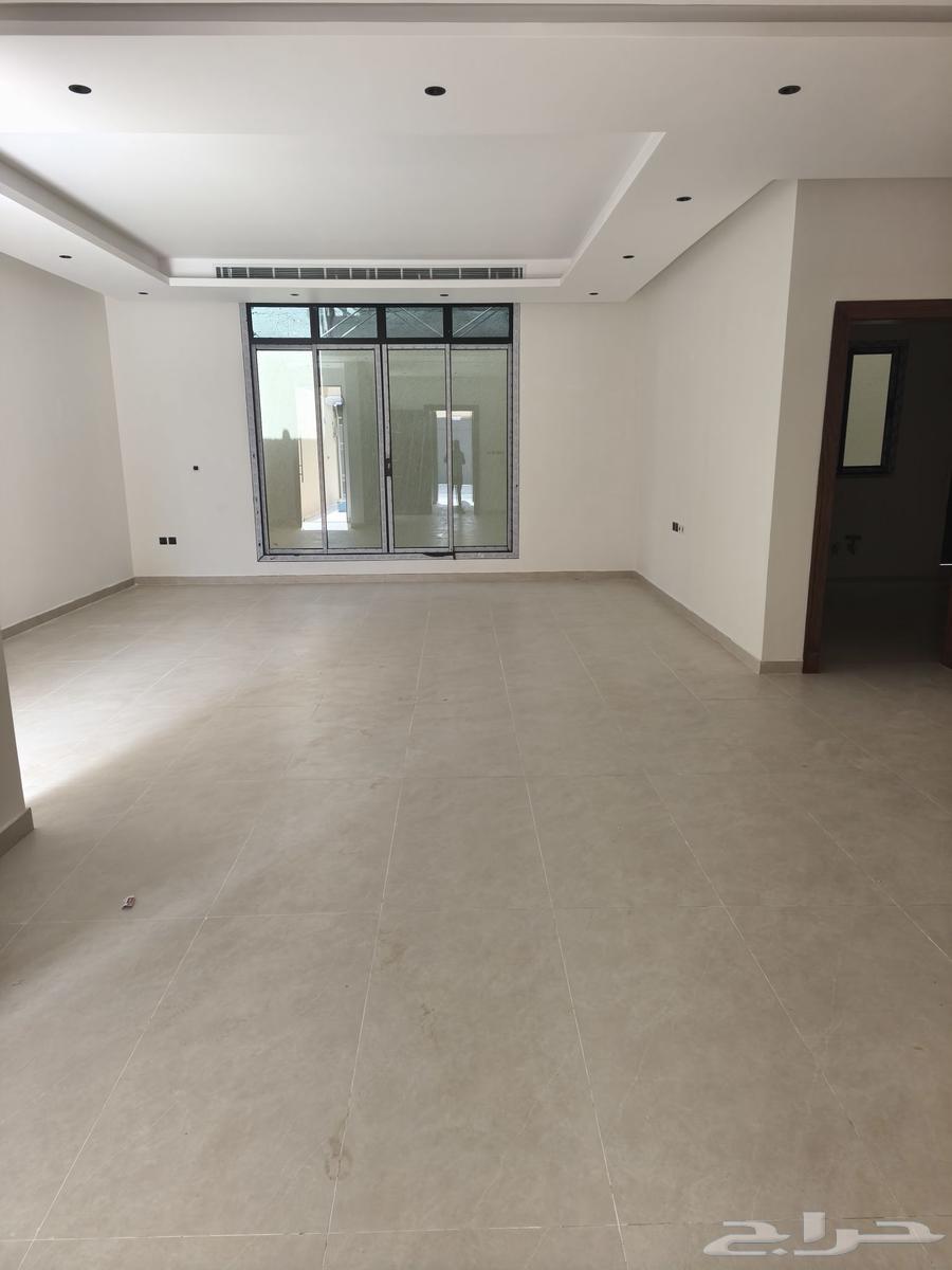 4 bedroom villa in Al Farouq 5