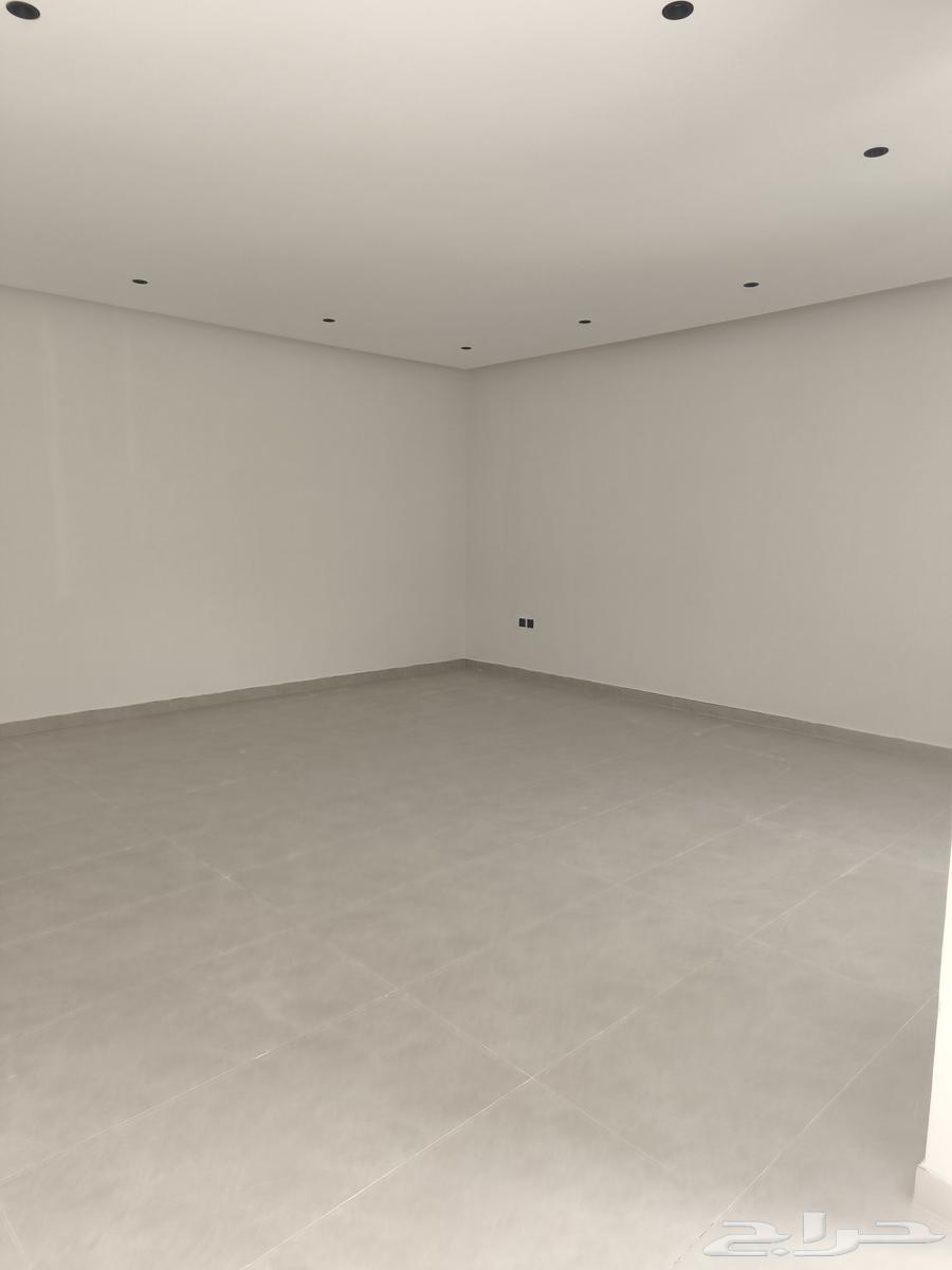 4 bedroom villa in Al Farouq 9