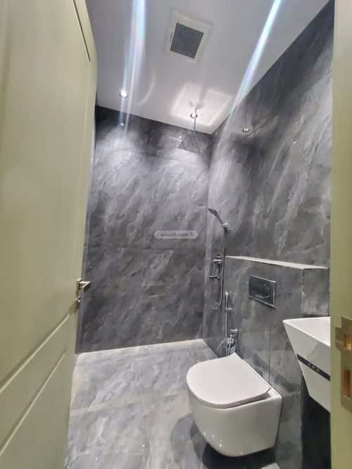 دور 5 غرف في المرجان 4