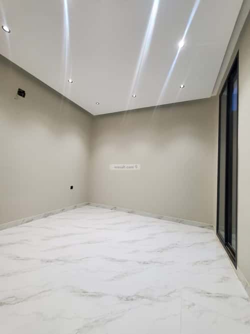 دور 5 غرف في المرجان 3