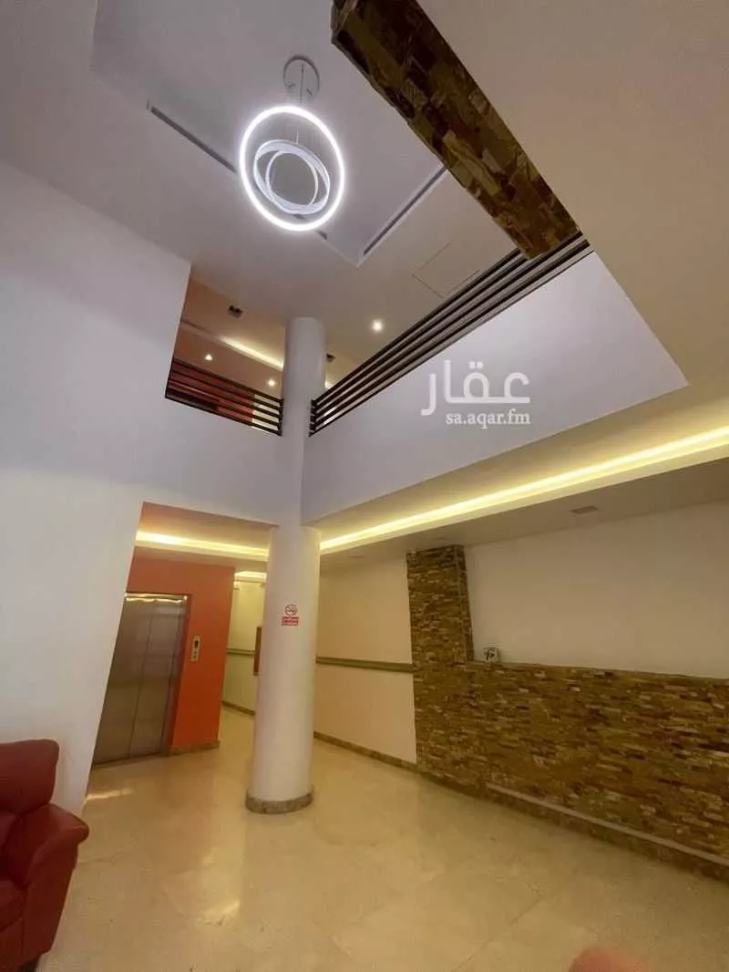 عمارة 945 م² في الروضة 8