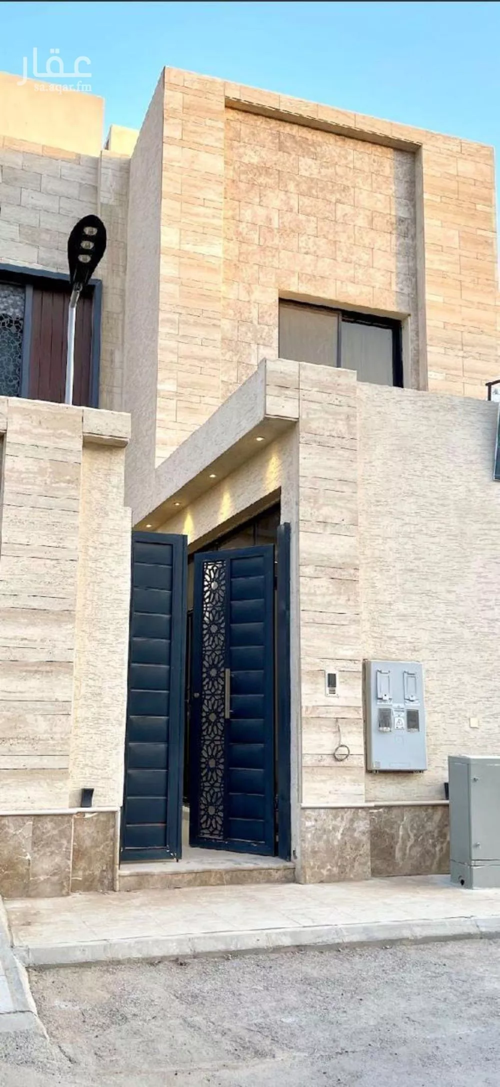 فيلا 5 غرف في العارض 9