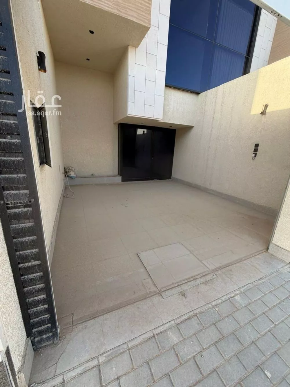 فيلا 4 غرف في العارض 15