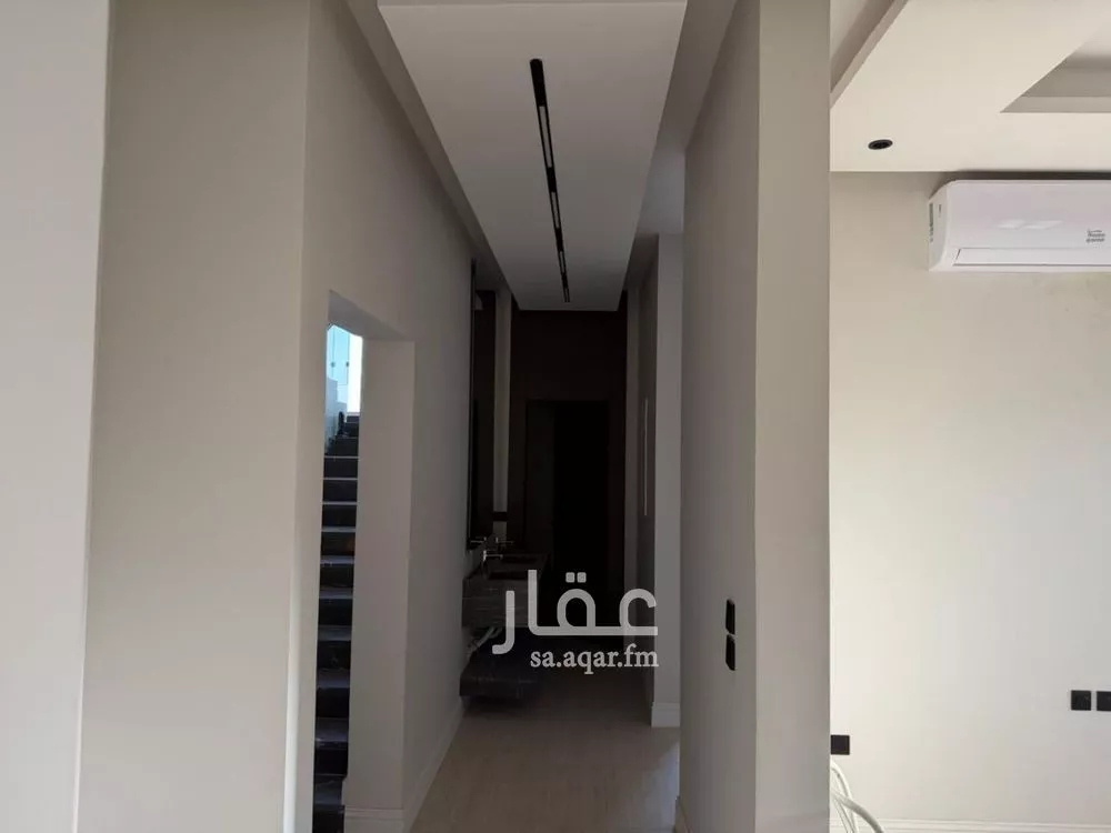 فيلا 4 غرف في العارض 6