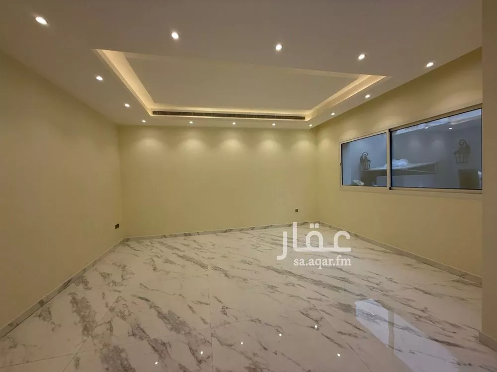 فيلا 4 غرف في العارض 6