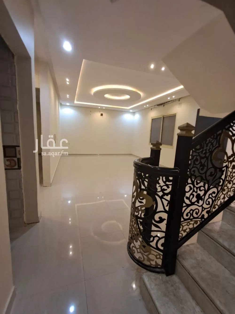 فيلا 5 غرف في الرمال 22