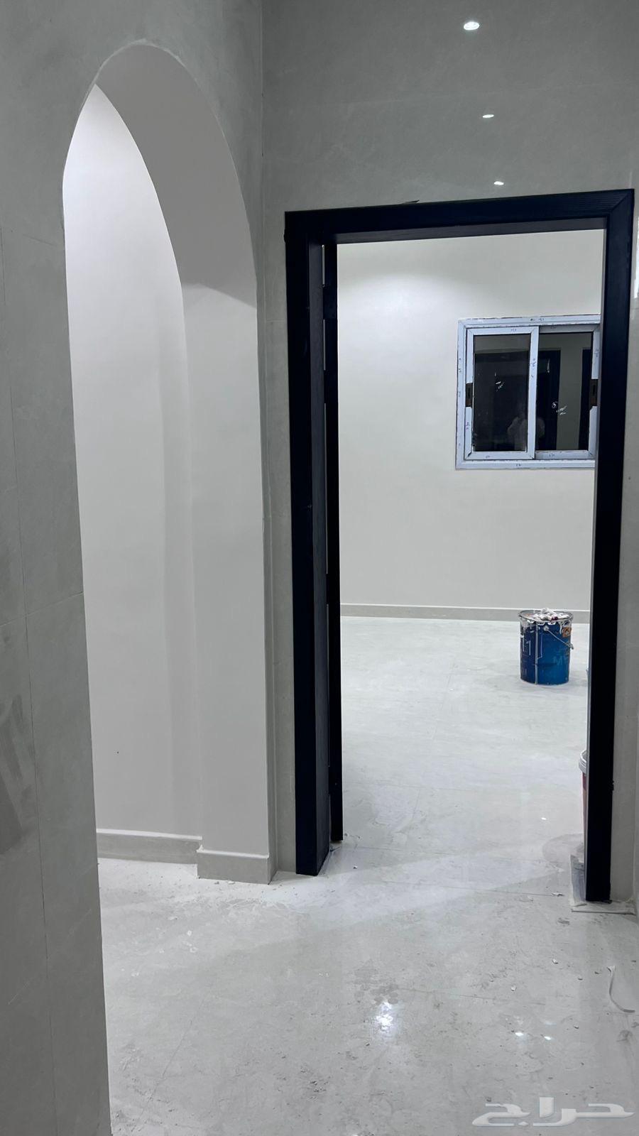 شقة 5 غرف في ضاحية الملك فهد 5