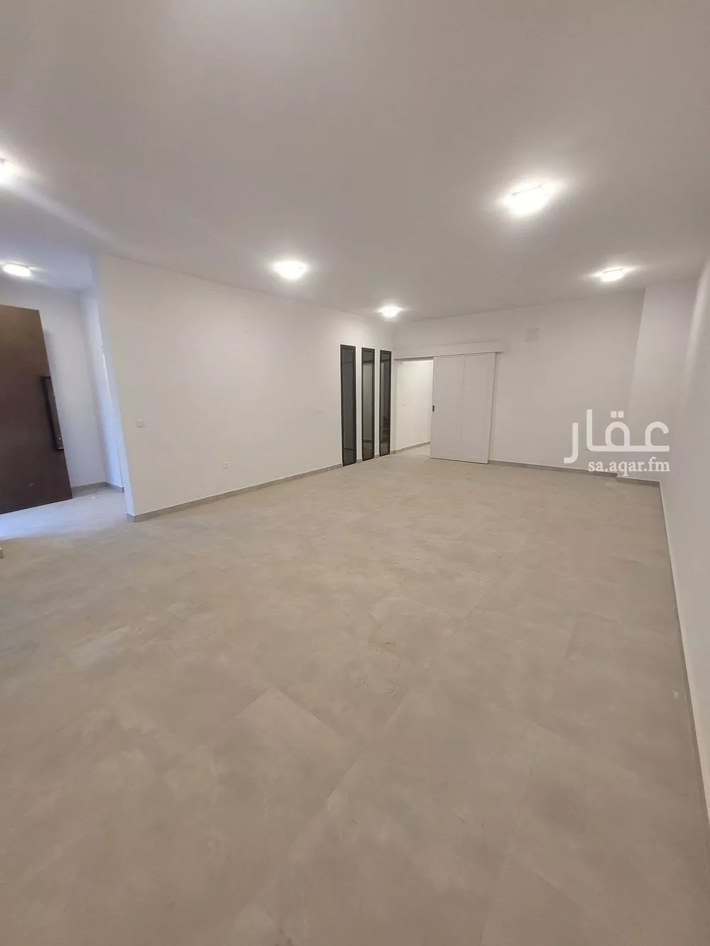 4 bedroom villa in Al Aridh 6