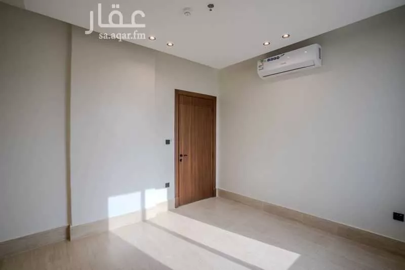 شقة 5 غرف في الشعلة 12