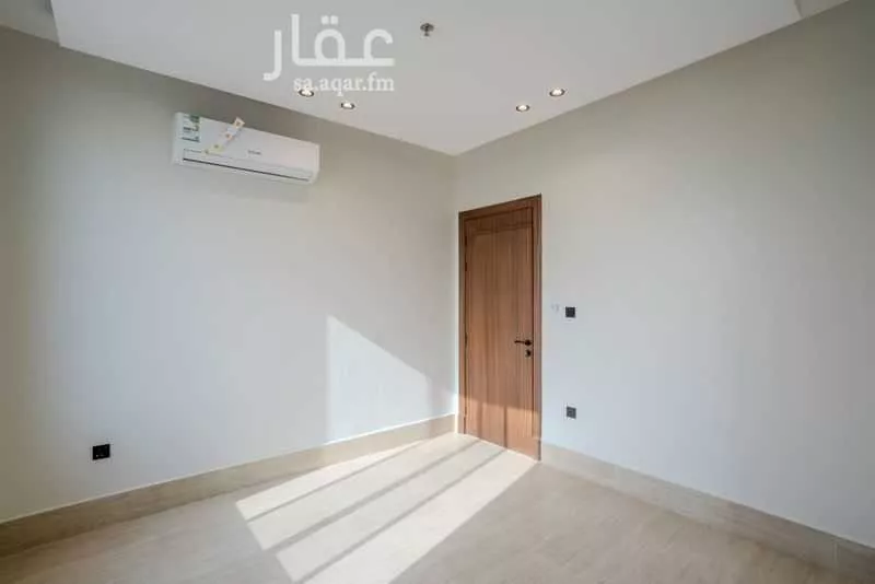 شقة 5 غرف في الشعلة 8