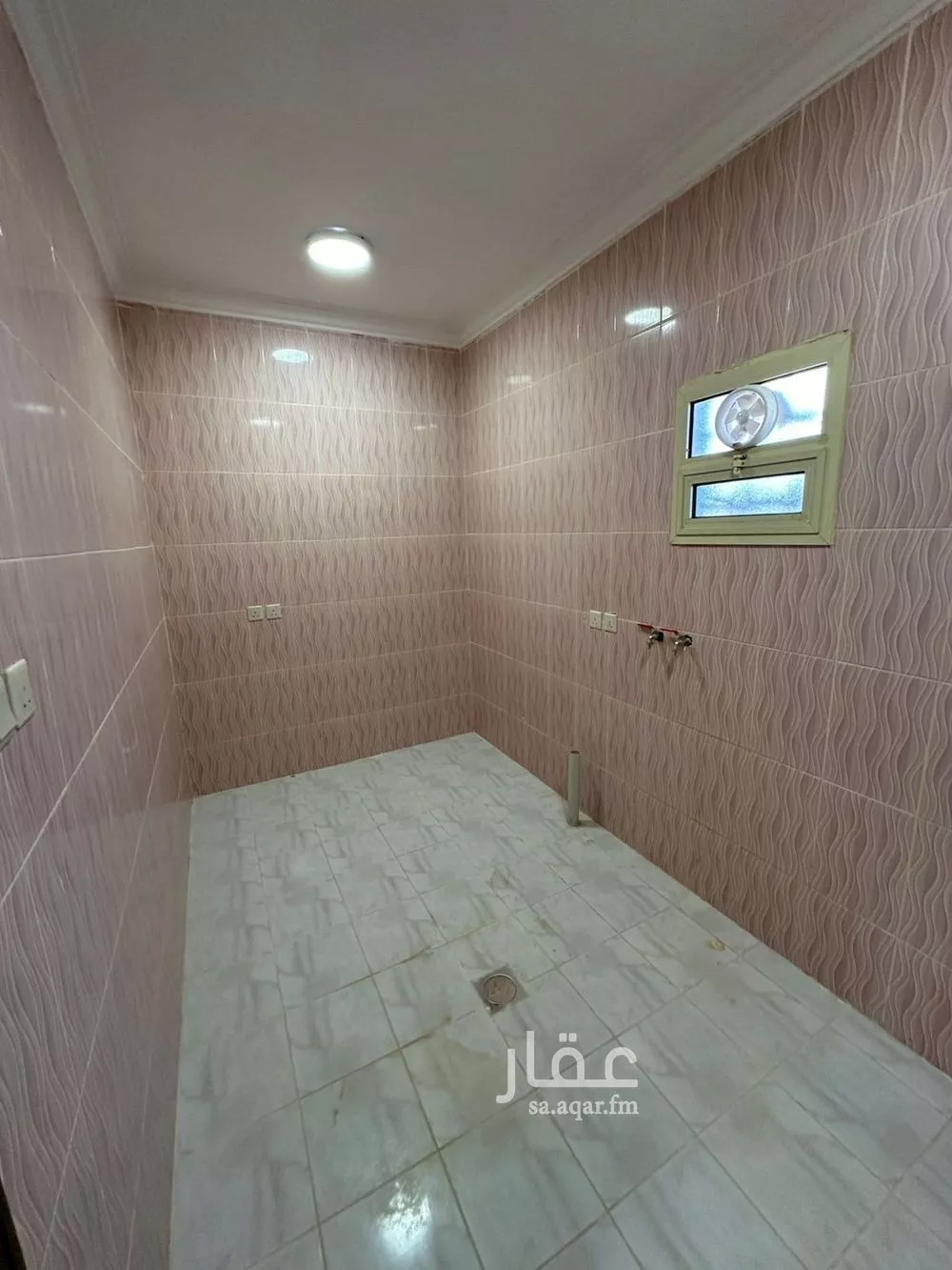 فيلا 7 غرف في المهدية 5