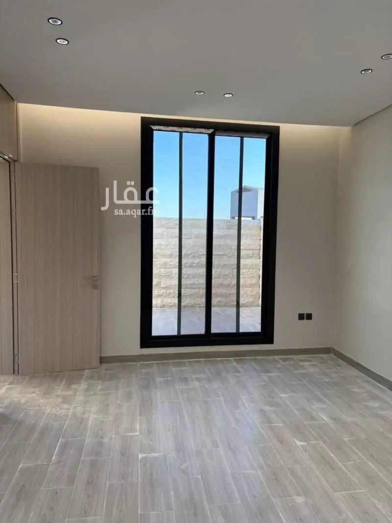 فيلا 4 غرف في الشرفية 7