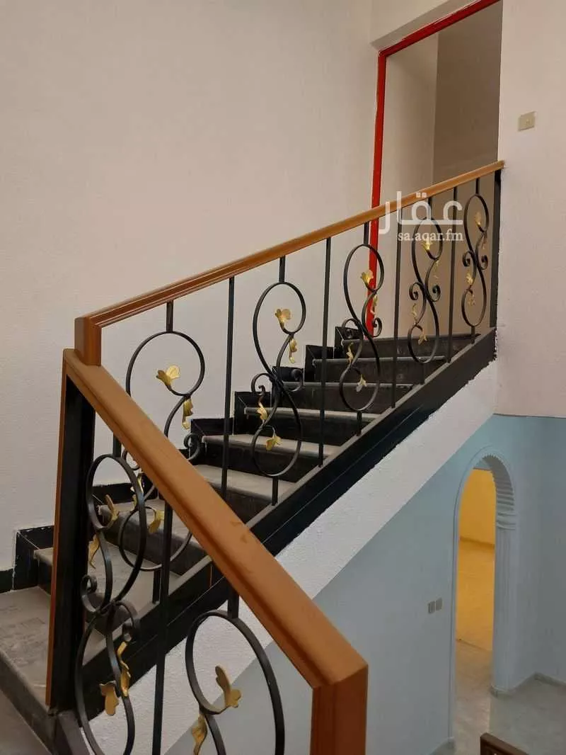 فيلا 6 غرف في التعاون 2