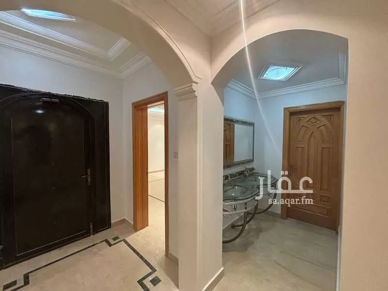 فيلا 9 غرف في النهضة 15