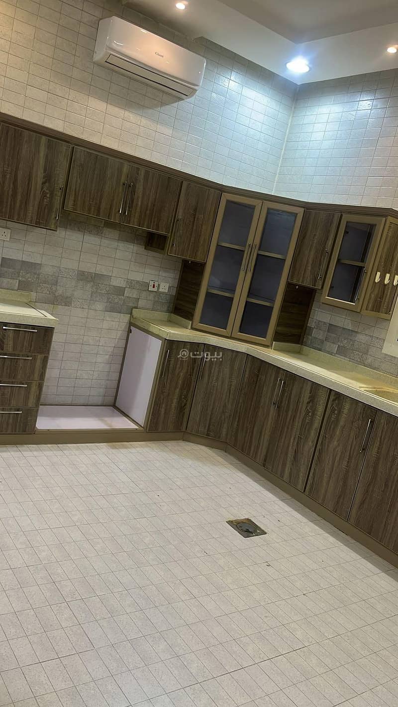 5 bedroom villa in Al Aridh, Riyadh 11