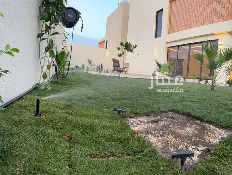 فيلا 3 غرف في الجنادرية 8