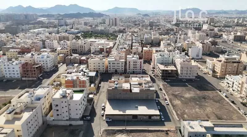 أرض 900 م² في بني عبدالاشهل 6