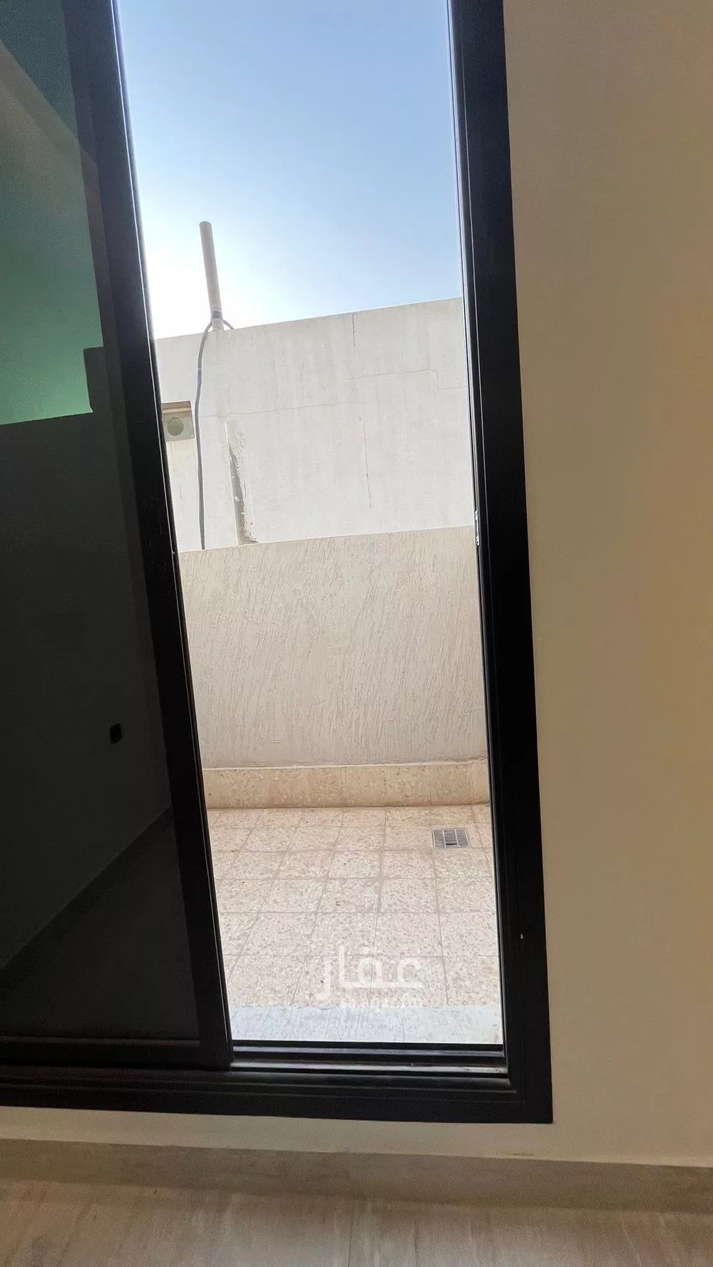 شقة 6 غرف في عكاظ 2