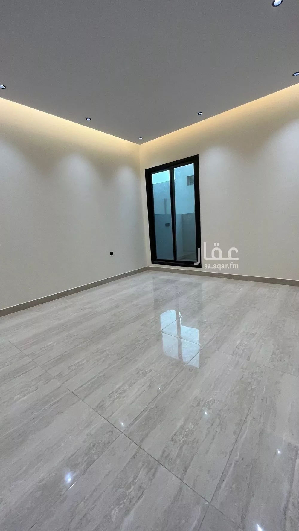 شقة 6 غرف في عكاظ 8