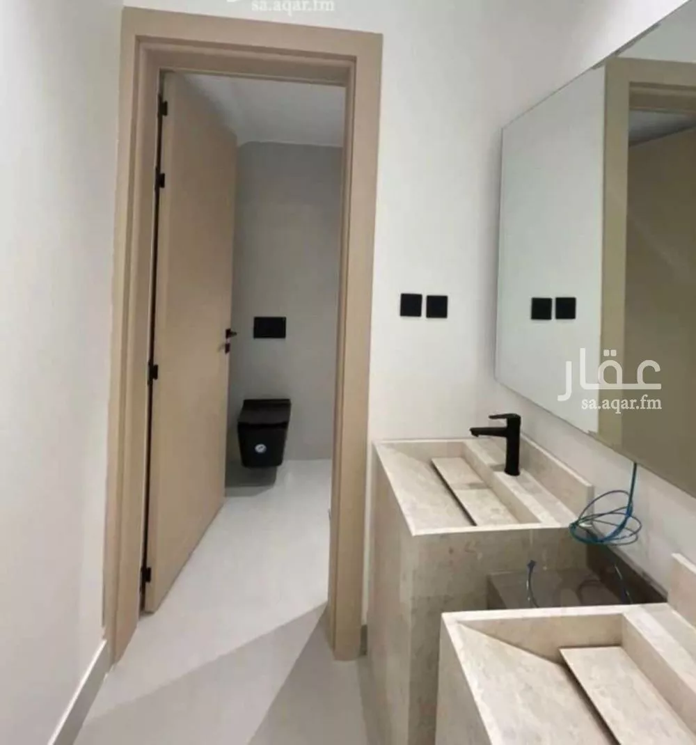 فيلا 5 غرف في النرجس 4