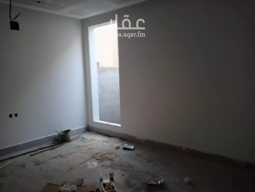 فيلا 4 غرف في ظهرة لبن 6