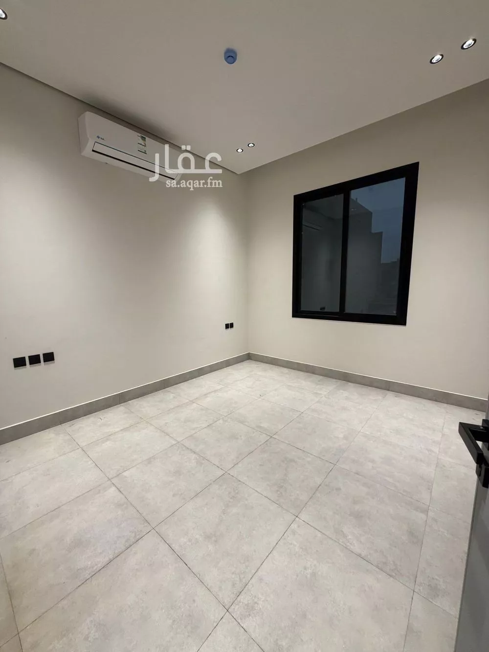 شقة 3 غرف في العارض 5