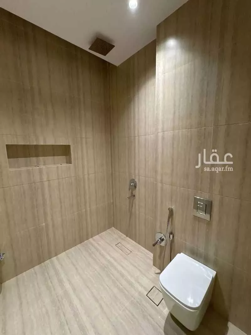 فيلا 6 غرف في النرجس 4