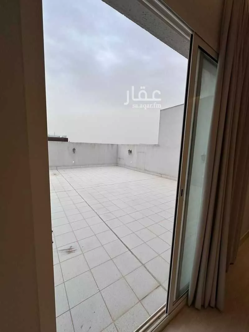 شقة 3 غرف في الملقا 12