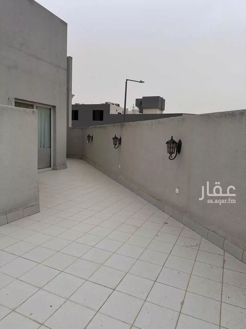 شقة 3 غرف في الملقا 10