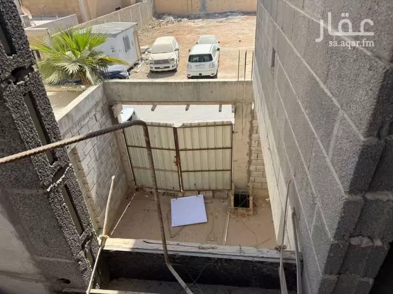 فيلا 5 غرف في الندى 11