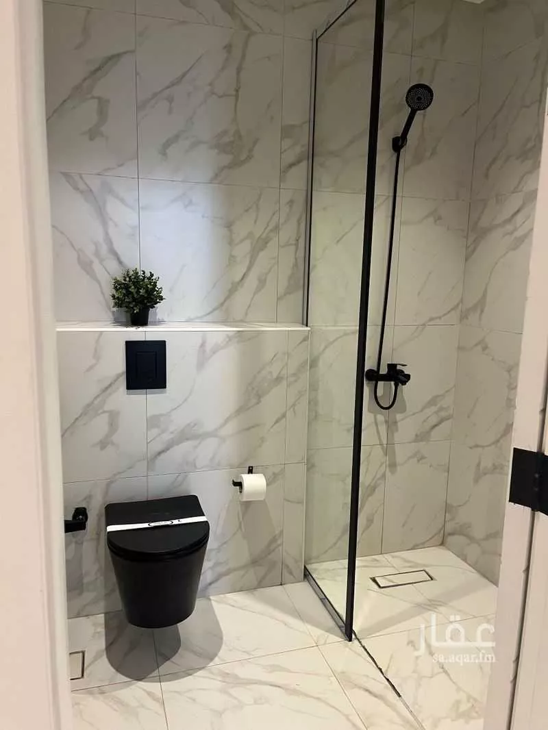 شقة 3 غرف في الملقا 18