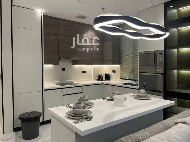 شقة 3 غرف في الملقا 4