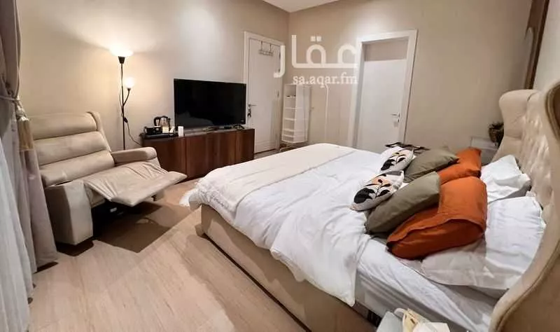 شقة 3 غرف في الملقا 16