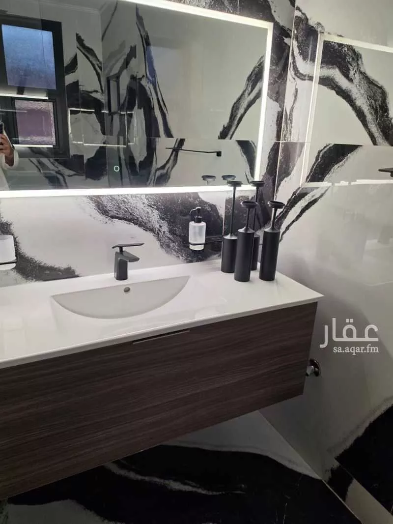 شقة 4 غرف في النرجس 20