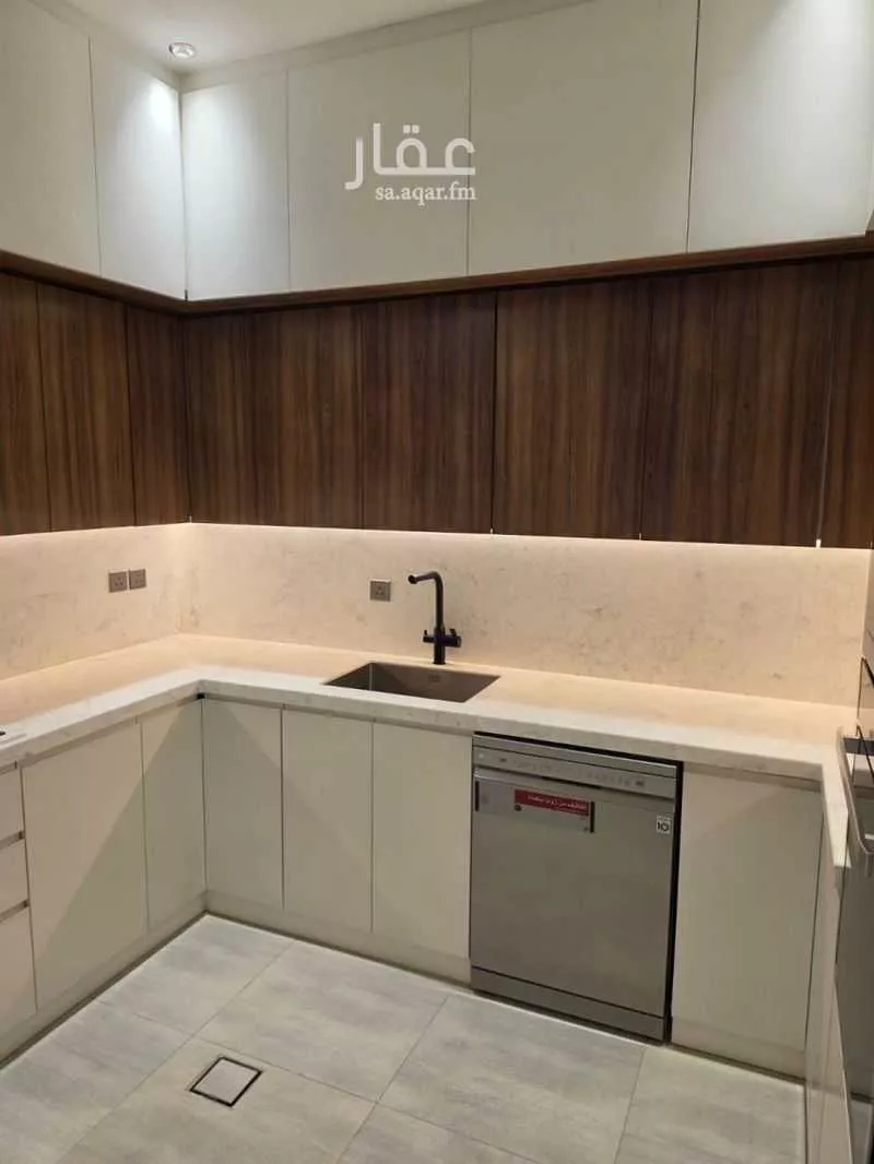 شقة 4 غرف في النرجس 10