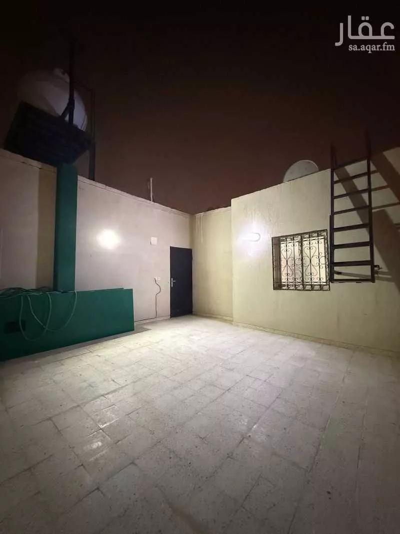 دور 3 غرف في السلام 10