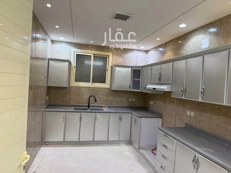 شقة 4 غرف في ظهرة لبن 2