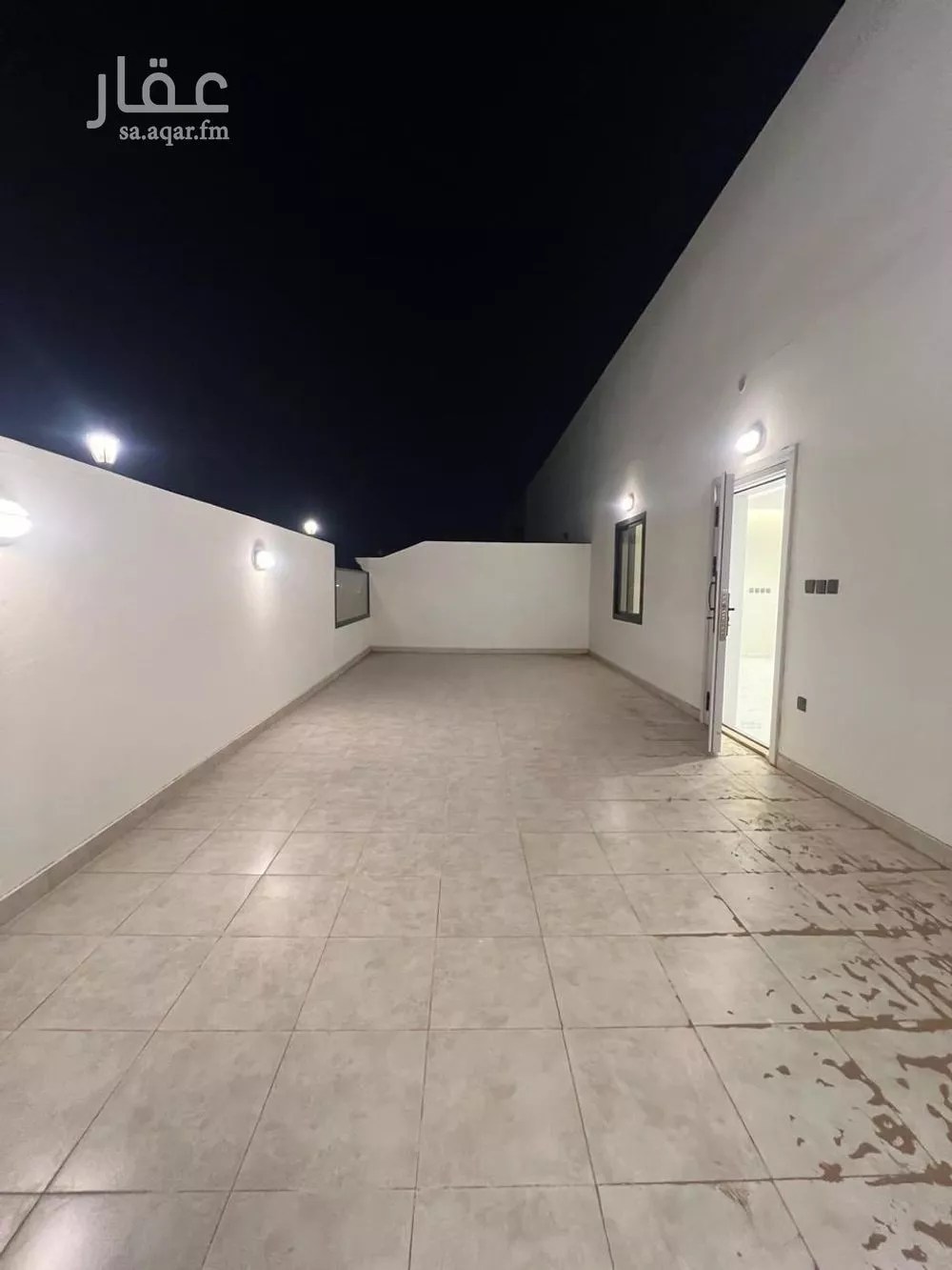 شقة 5 غرف في الريان 21