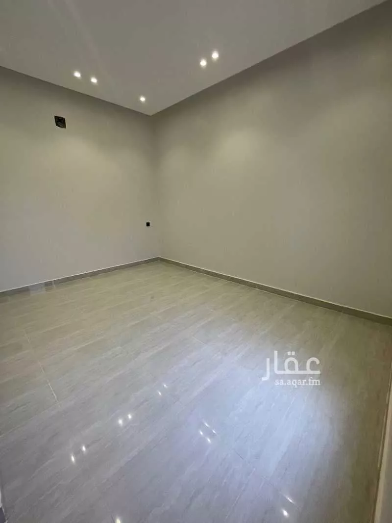 دور 4 غرف في السويدي 7