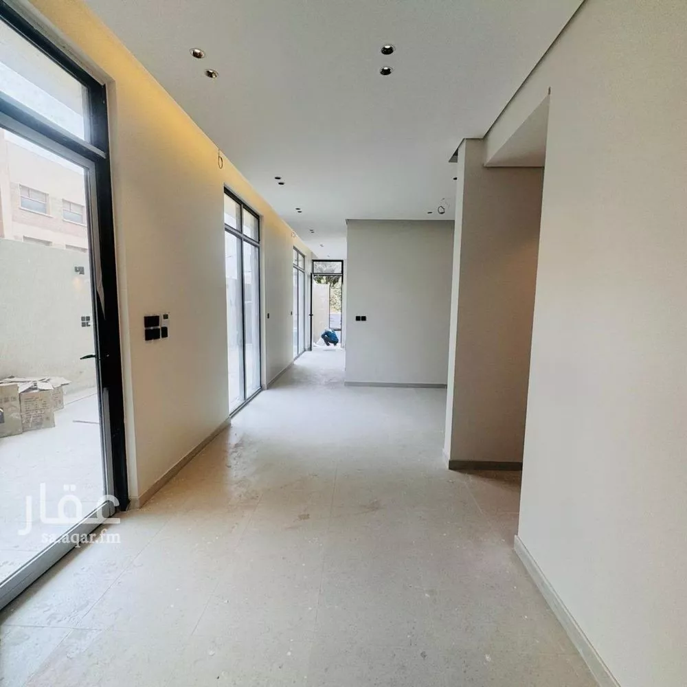 فيلا 4 غرف في الصحافة 11