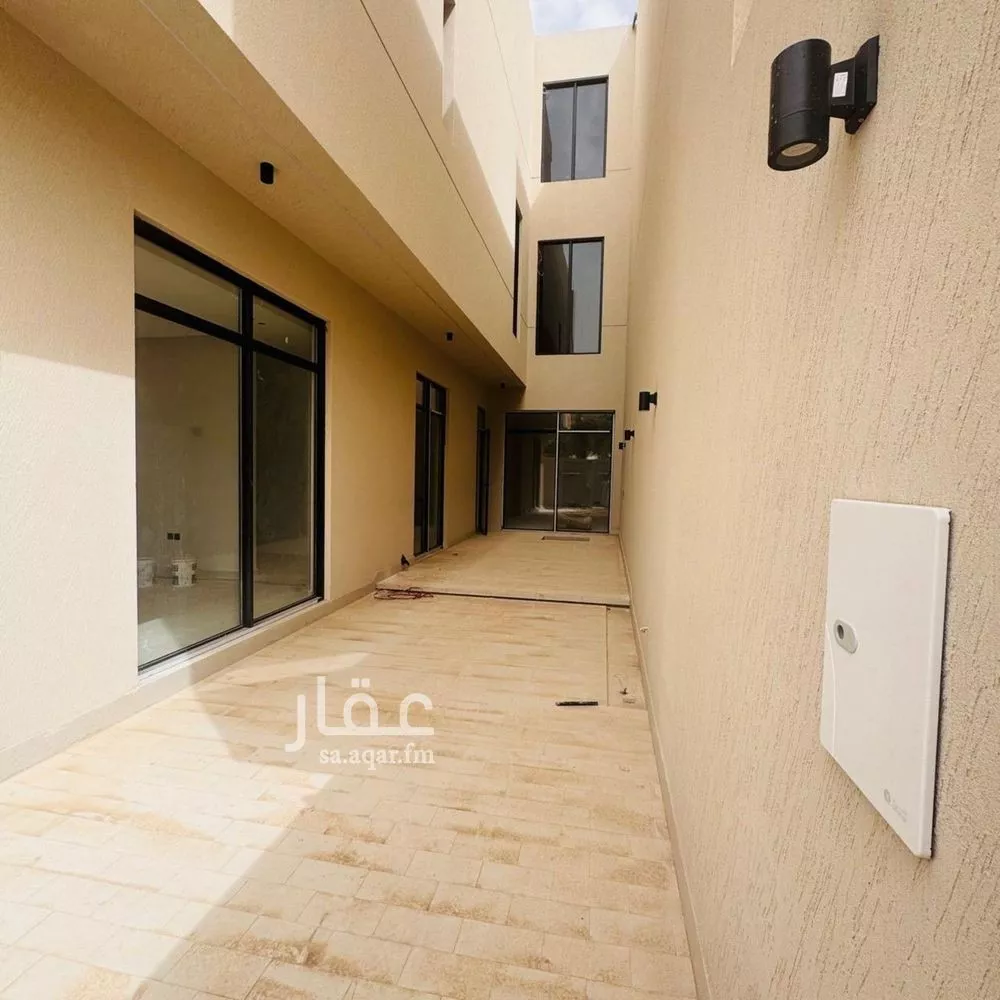 فيلا 4 غرف في الصحافة 12