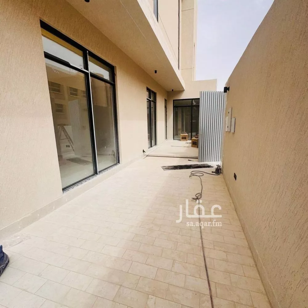 فيلا 4 غرف في الصحافة 13