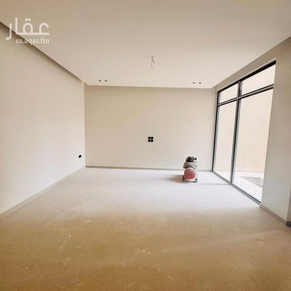 فيلا 4 غرف في الصحافة 6