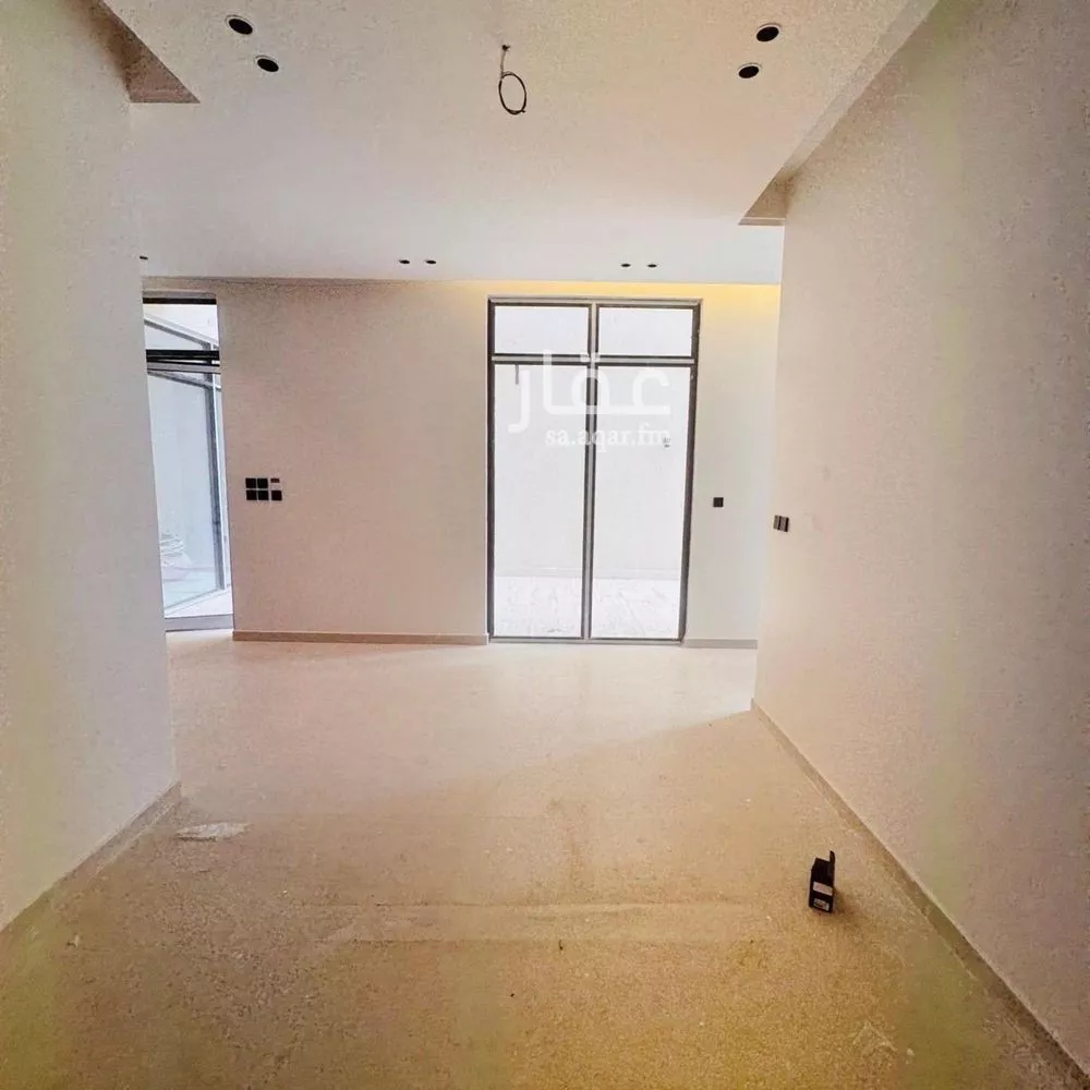 فيلا 4 غرف في الصحافة 7